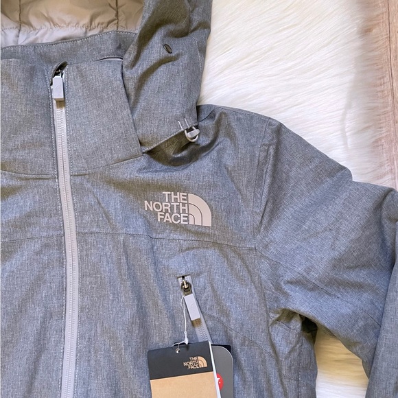 The North Face Women’s Lenado Waterproof Jacket In Grey - Picture 3 of 11